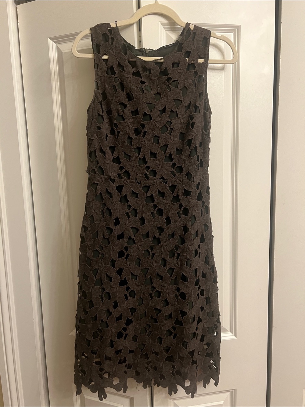 T Tahari Green Lace Cocktail Dress